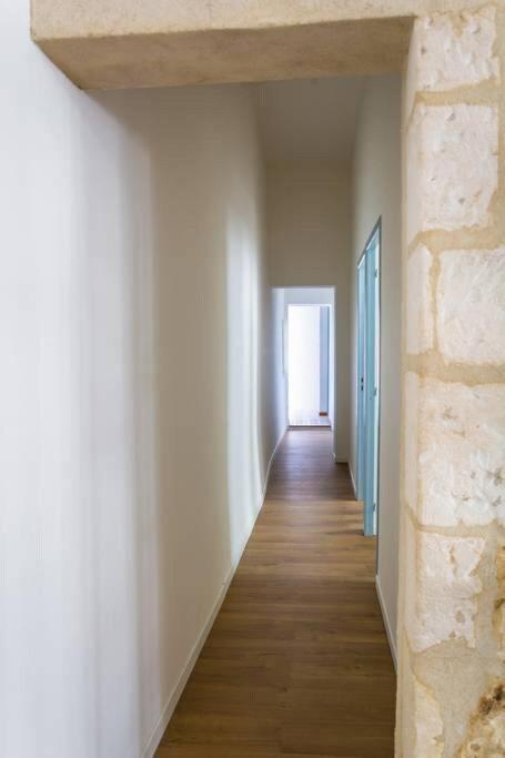 Apartment In Hyper Center - 3 Bedrooms Arles Esterno foto