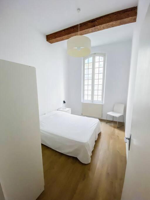 Apartment In Hyper Center - 3 Bedrooms Arles Esterno foto
